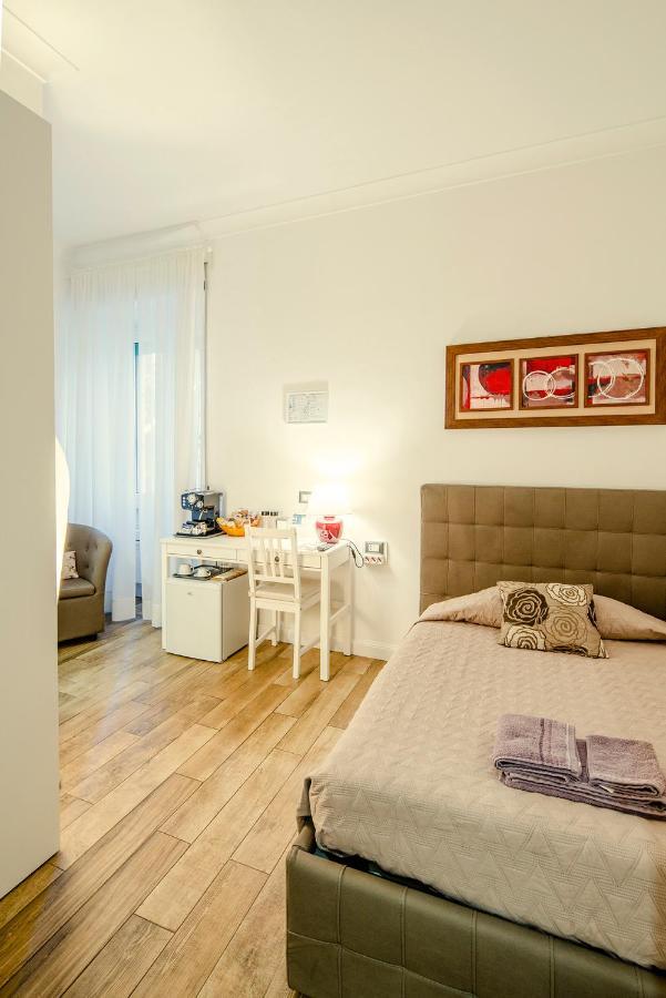 Garden House - Luxury Guest House - Overnight Stay Only Guest house Rome